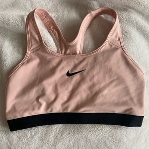 Like new womens nike spots bra